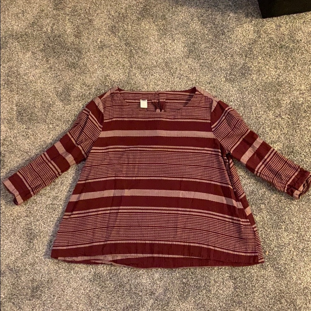 Old Navy red striped shirt